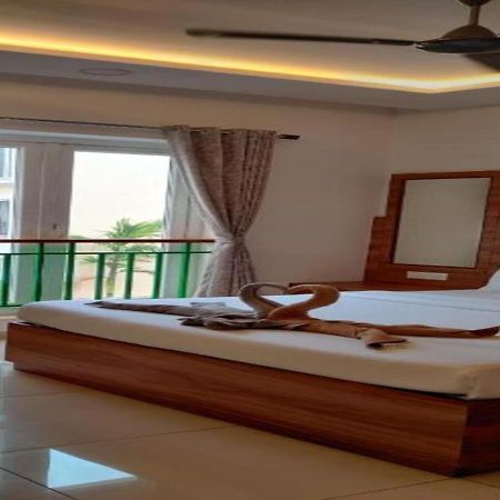 Eerus Den - A Luxurious 2 Bedroom Apartment By Leela Homes Arpora Esterno foto